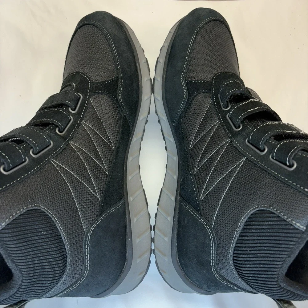 LL Bean Men's Snow Sneakers TEK 2.5 Waterproof Black Suede Hook & Loop Mid 13 M